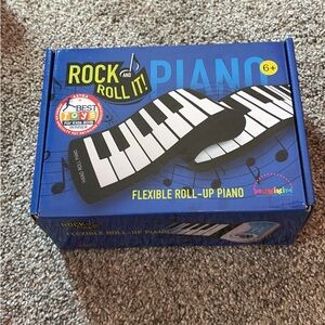 Rock and Roll It Flexible Roll-Up Piano